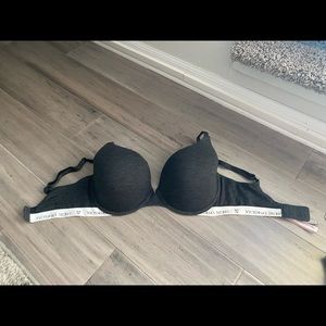 VS T-Shirt Push Up Full Coverage Bra